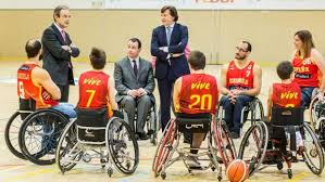 El baloncesto en silla de ruedas, más visible gracias al acuerdo entre CaixaBank y FEDDF